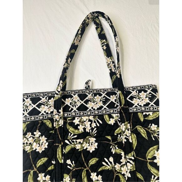Vera Bradley Jasmine Flower Quilted Carryall Large Tote Shoulder Bag - Picture 3 of 8